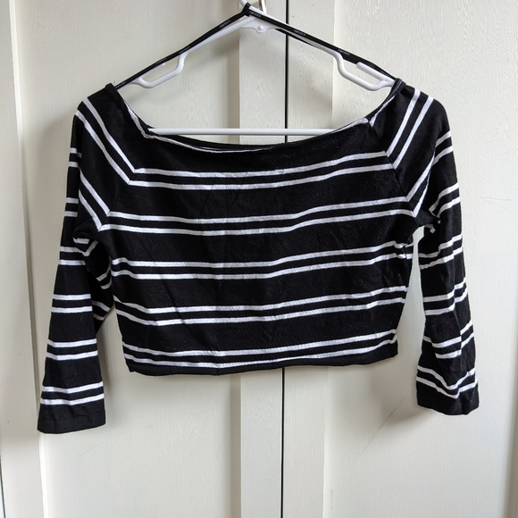Forever 21 Striped Crop Top - Picture 4 of 4